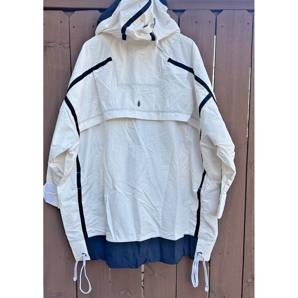 Free People Movement  Size M/L Peace Out Backpack‎ Parachute Jacket Ivory Combo - Picture 5 of 15